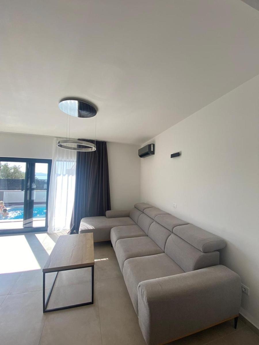 Seaview Amy - Private Pool, Sauna & Jacuzzi * Kozino