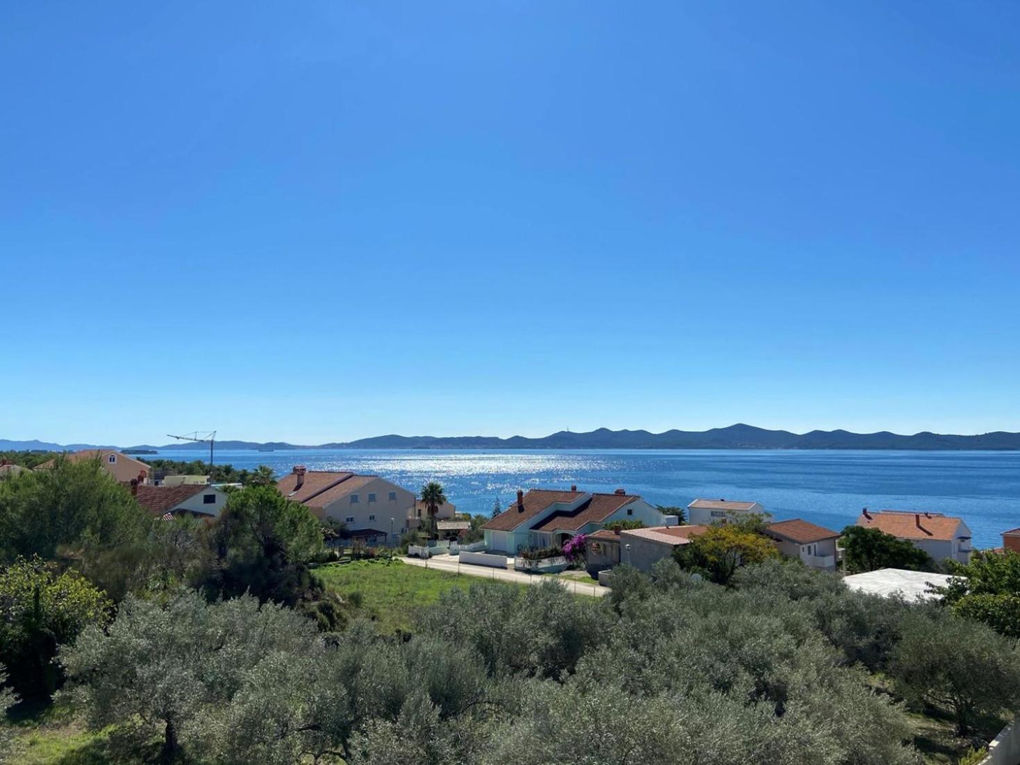 Seaview Amy - Private Pool, Sauna & Jacuzzi Villa
